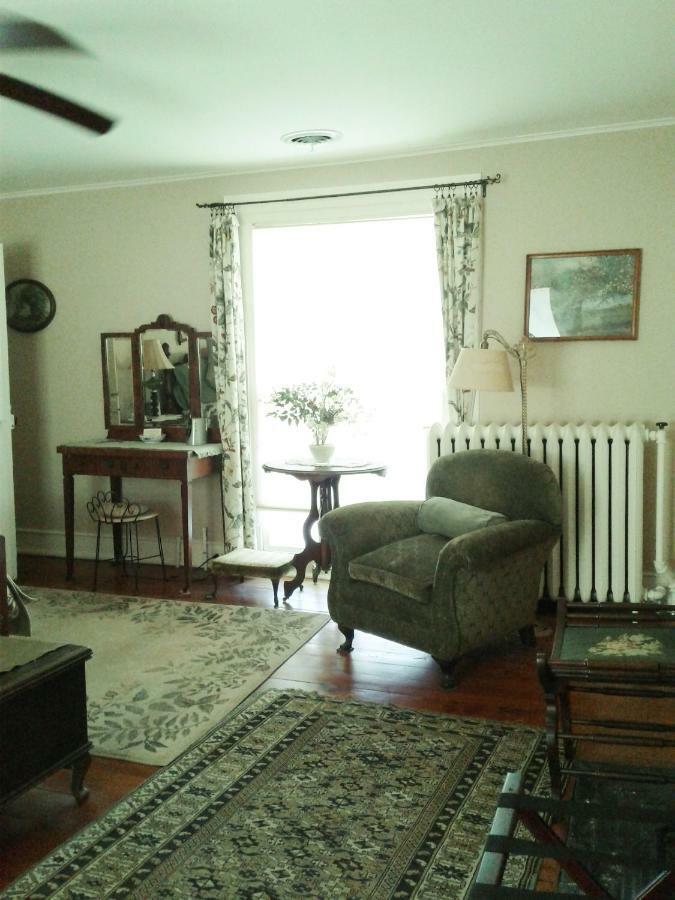 Boxley Place Inn Louisa Экстерьер фото